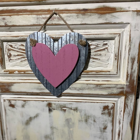 Galvanized Heart, Rustic Heart, Valentine’s Day Decor, Home Decor - Picture 3 of 4